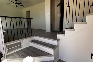 423 Fairmont Dr, Greenville, SC 29605 - Photo 2