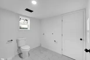 423 Fairmont Dr, Greenville, SC 29605 - Photo 14