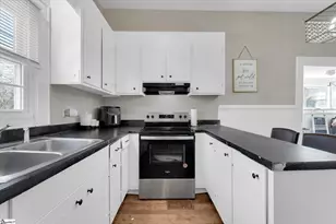 309 Hill St, Easley, SC 29640 - Photo 12