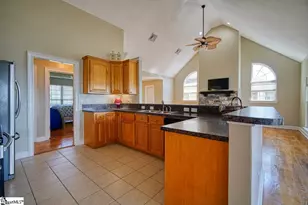 560 Serendipity Ln, Spartanburg, SC 29301 - Photo 6