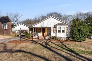 137 Academy St, Jonesville, SC 29353 - Photo 2