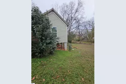 102 Pine Street, Laurens, SC 29360 - Photo 8
