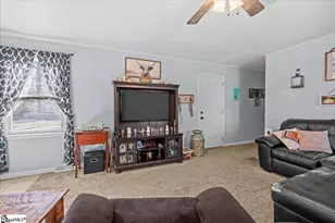 303 Bushy Creek Rd, Woodruff, SC 29388 - Photo 10