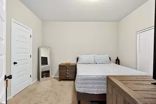 207 E Deer Dr, Greenville, SC 29611 - Photo 24