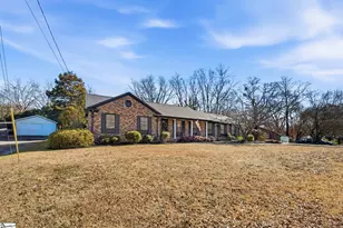 417 Brook Glenn Rd, Taylors, SC 29687 - Photo 2