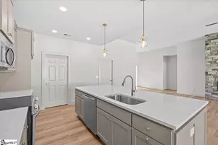 104 Wood Rd, Taylors, SC 29687 - Photo 10