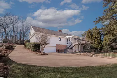204 Muirfield Drive, Easley, SC 29642 - Photo 4