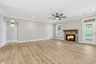 736 Stewart Gin Rd, Liberty, SC 29657 - Photo 4