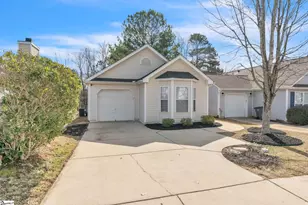 710 Highcrest Dr, Greenville, SC 29617 - Photo 2