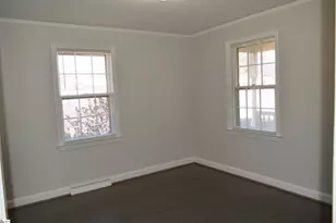 206 Hillside Dr, Greer, SC 29651 - Photo 6