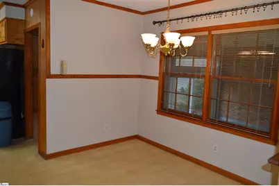 2462 E Blackstock Road, Roebuck, SC 29376 - Photo 16