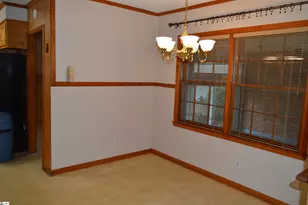 2462 E Blackstock Rd, Roebuck, SC 29376 - Photo 16