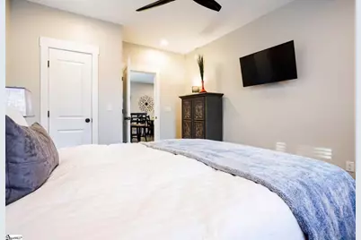 37 Ross Street, Greenville, SC 29611 - Photo 8