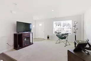 833 Cranbrook Dr, Woodruff, SC 29388 - Photo 6