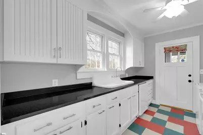 305 E Broad Street, Anderson, SC 29621 - Photo 8