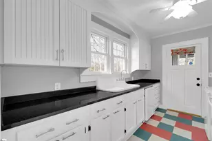 305 E Broad St, Anderson, SC 29621 - Photo 8