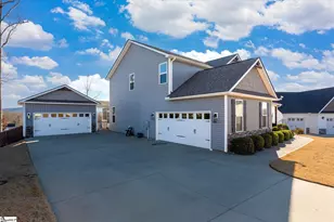 19 Alice Kelley Ct, Travelers Rest, SC 29690 - Photo 4