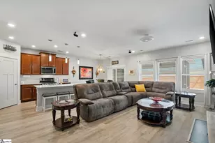 320 Fox Hollow Ln, Pelzer, SC 29669 - Photo 8