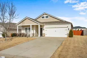 320 Fox Hollow Ln, Pelzer, SC 29669 - Photo 2