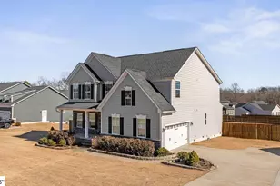 216 Edwin Ellis Dr, Greer, SC 29651 - Photo 2