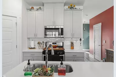 826 Thread Way, Greer, SC 29651 - Photo 6