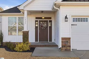 1429 Almaden St, Boiling Springs, SC 29316 - Photo 2