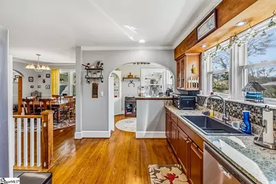 204 Ashley Avenue, Greenville, SC 29609 - Photo 8