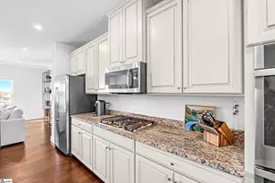 75 Itasca Dr, Greenville, SC 29609 - Photo 6