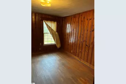 308 Southview Drive, Laurens, SC 29360 - Photo 6