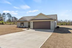 6197 Georgia Rd, Gray Court, SC 29645 - Photo 4