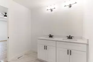 102 Artillery Rd, Taylors, SC 29687 - Photo 30