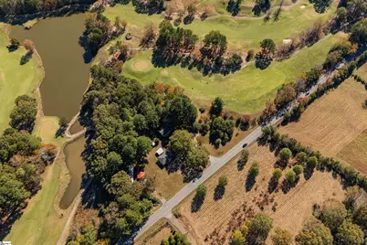 8426 81 N Highway, Easley, SC 29642 - Photo 4