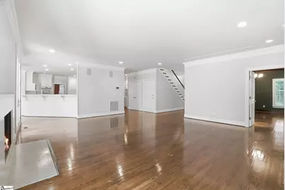 25 Club Forest Lane, Greenville, SC 29605 - Photo 8