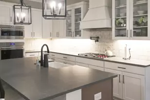 219 Chapin St, Greenville, SC 29605 - Photo 12