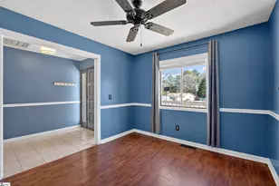 1018 Havelock Dr, Taylors, SC 29687 - Photo 8