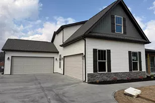 202 Old Glory Ct, Pickens, SC 29671 - Photo 2