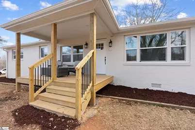 322 Piedmont Park Road, Greenville, SC 29609 - Photo 2