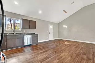 7 W 2nd St, Williamston, SC 29697 - Photo 6