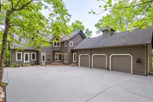 233 Stable Gate Dr, Campobello, SC 29322 - Photo 2