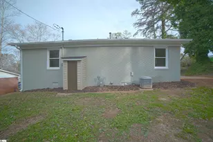 218 Thomas Heights Cir, Seneca, SC 29678 - Photo 2