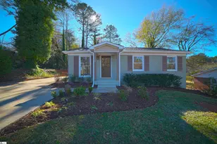 218 Thomas Heights Cir, Seneca, SC 29678 - Photo 4