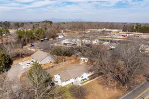 709 Old Rutherford Rd, Taylors, SC 29687 - Photo 30