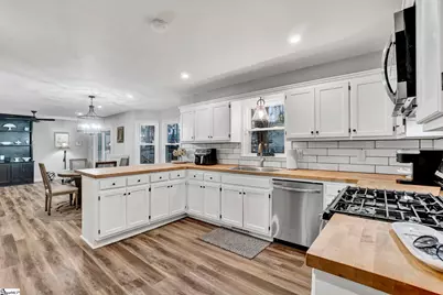 66 Cain Road, Laurens, SC 29360 - Photo 14