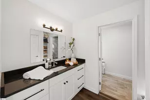 121 Confederate Ln, Greer, SC 29651 - Photo 10