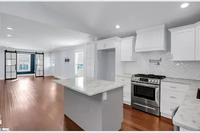 540 Perry Avenue, Greenville, SC 29611 - Photo 4