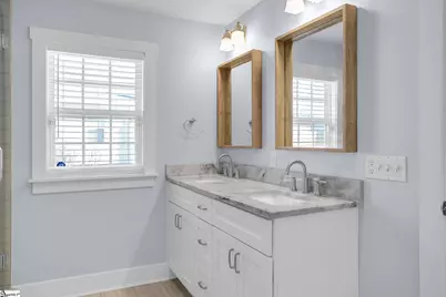 540 Perry Avenue, Greenville, SC 29611 - Photo 6