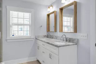 540 Perry Ave, Greenville, SC 29611 - Photo 6