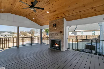 540 Perry Avenue, Greenville, SC 29611 - Photo 8