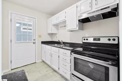 907 Hampton Avenue, Greenville, SC 29601 - Photo 10