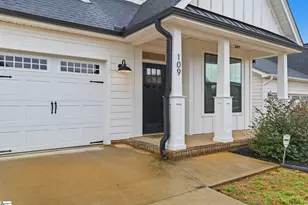 109 Wakelon Dr, Greer, SC 29651 - Photo 2